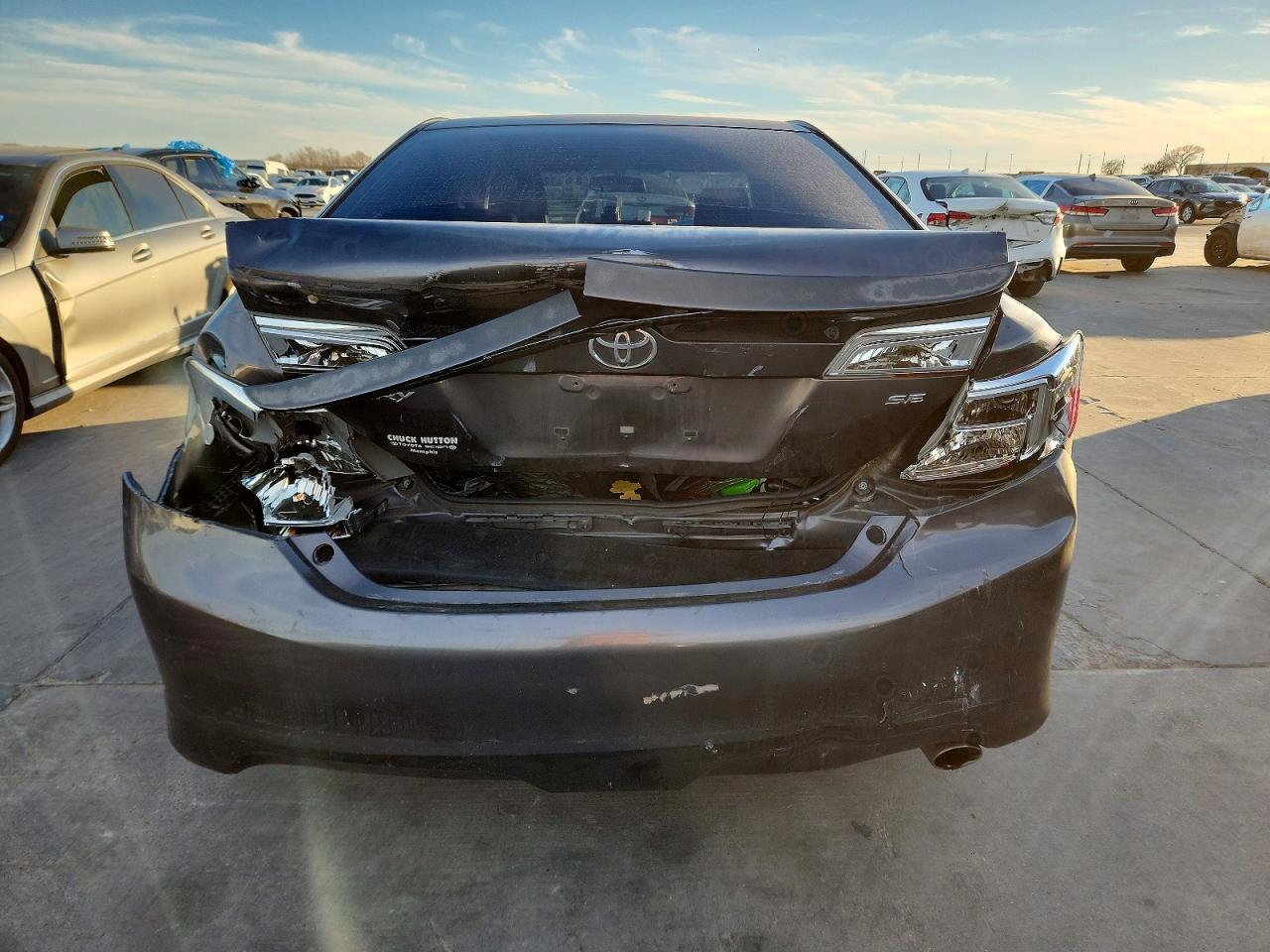 2014 TOYOTA CAMRY