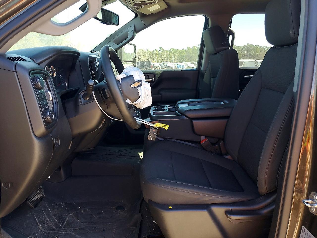 2023 CHEVROLET Silverado