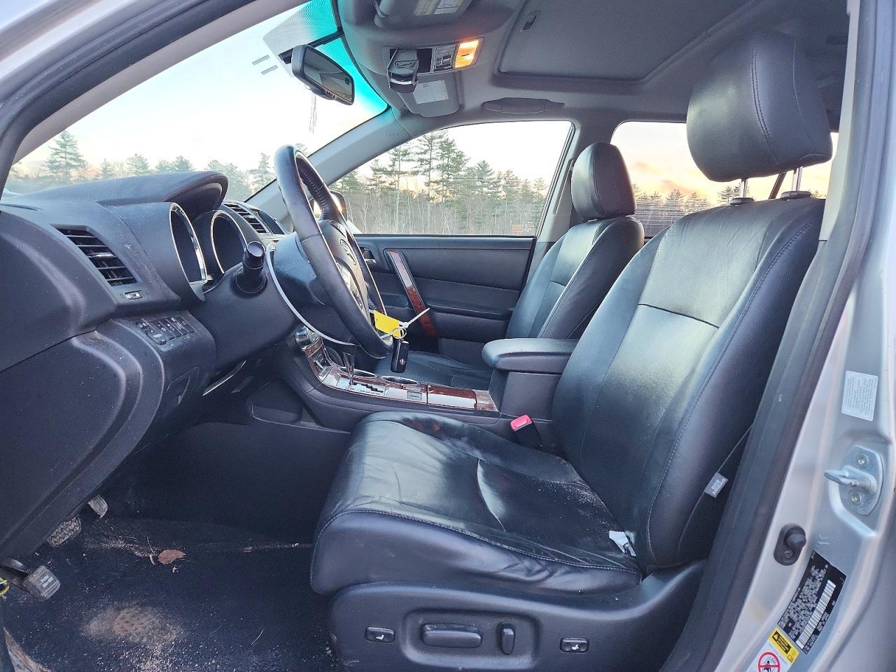 2012 TOYOTA Highlander Hybrid