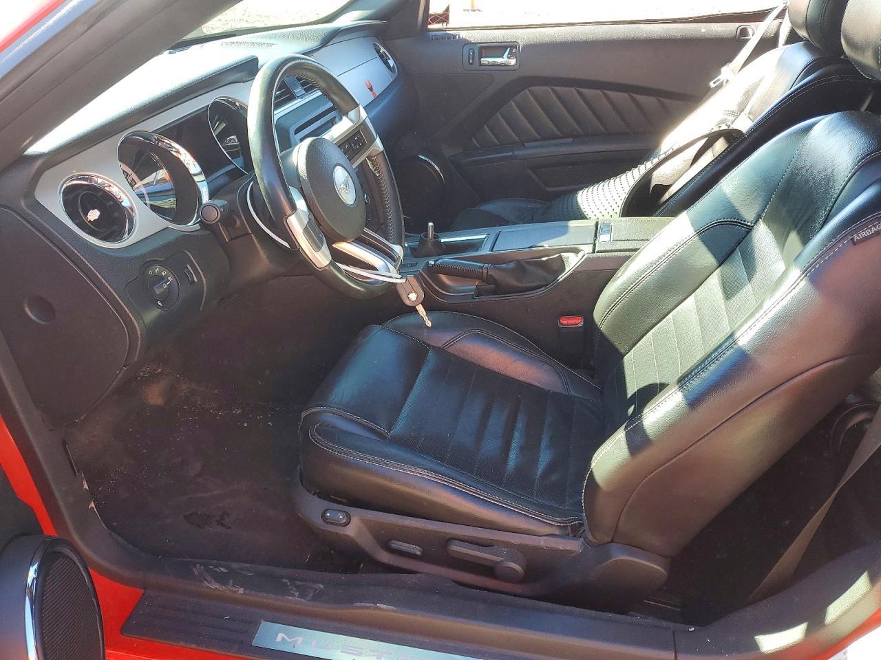 2013 FORD MUSTANG