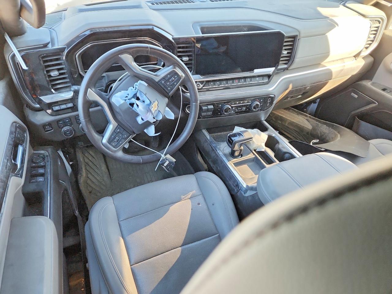 2023 CHEVROLET Silverado