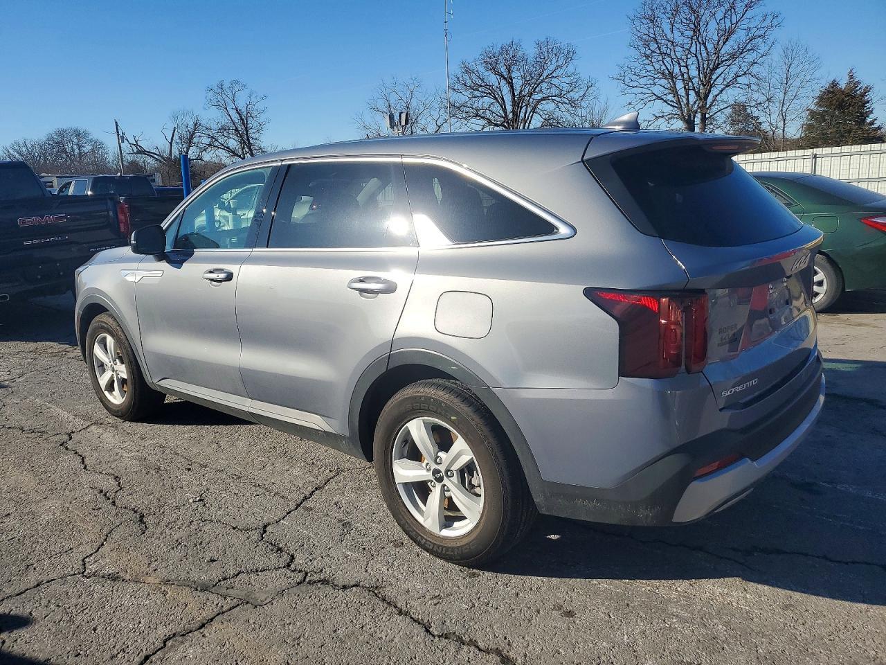 2025 KIA SORENTO