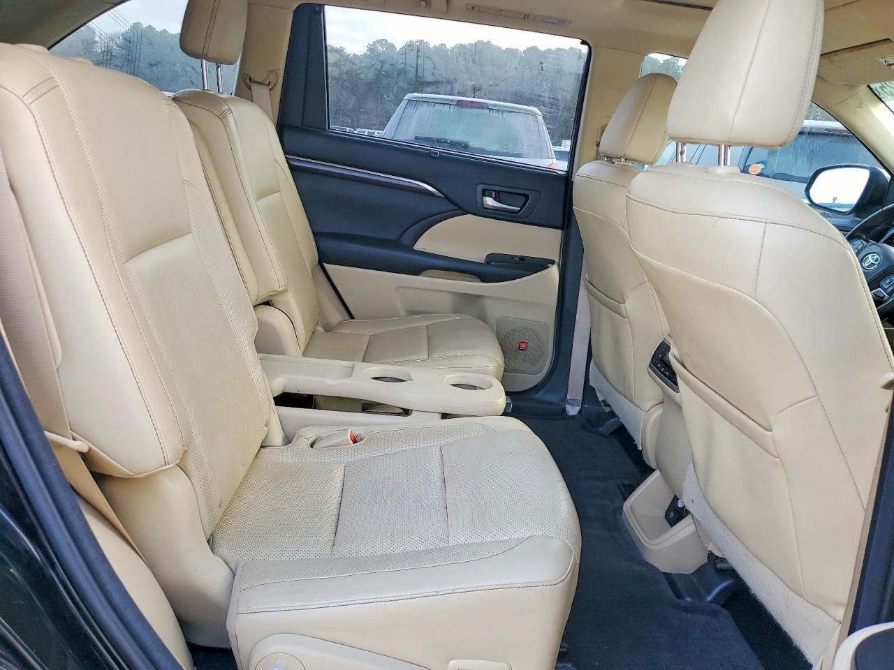 2014 TOYOTA HIGHLANDER