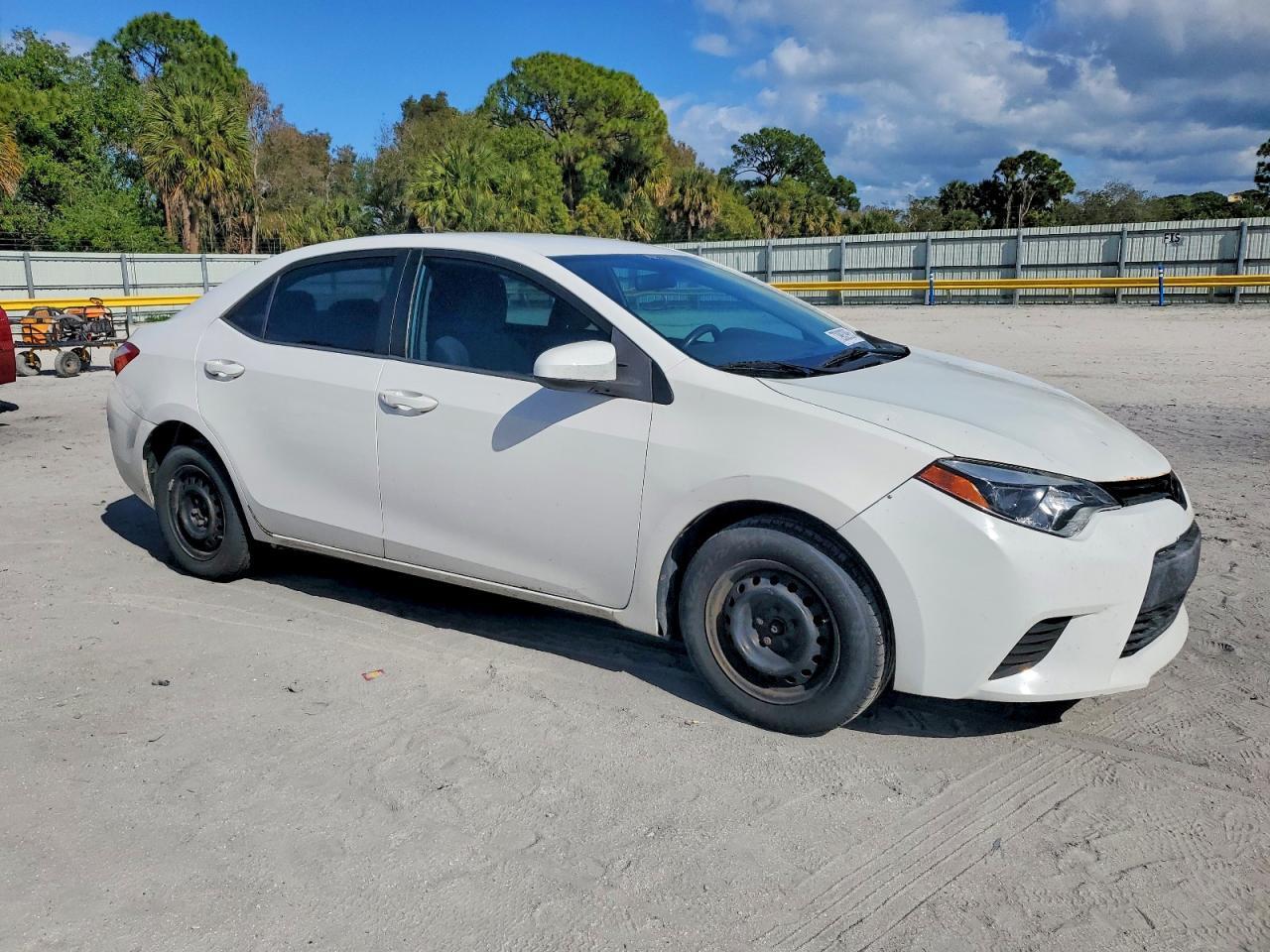 2014 TOYOTA COROLLA