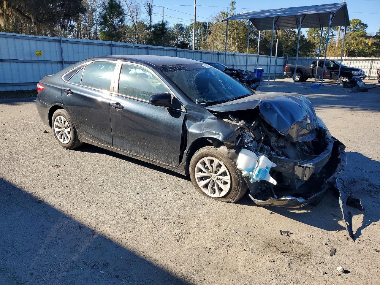 2015 TOYOTA CAMRY
