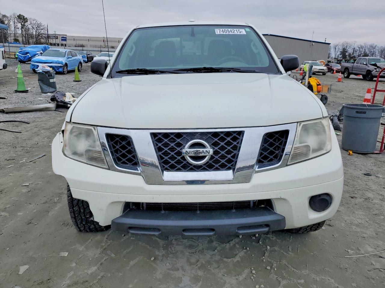 2016 NISSAN Frontier