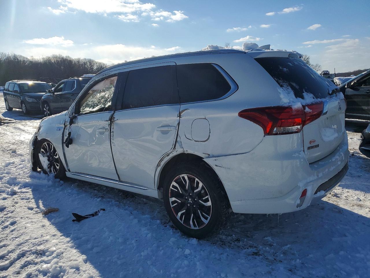 2018 MITSUBISHI outlander
