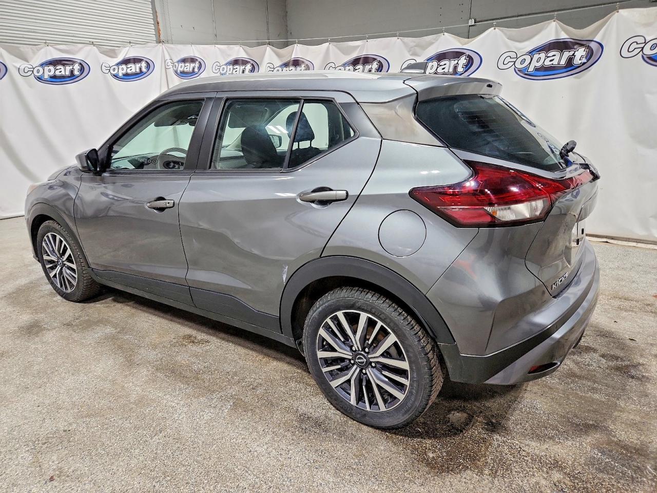 2022 NISSAN KICKS
