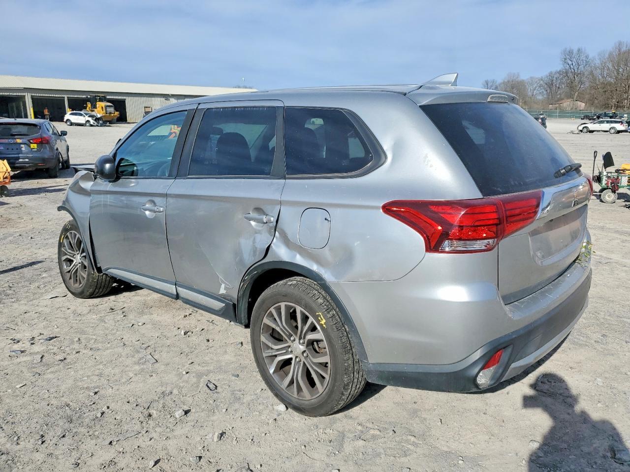 2018 MITSUBISHI outlander