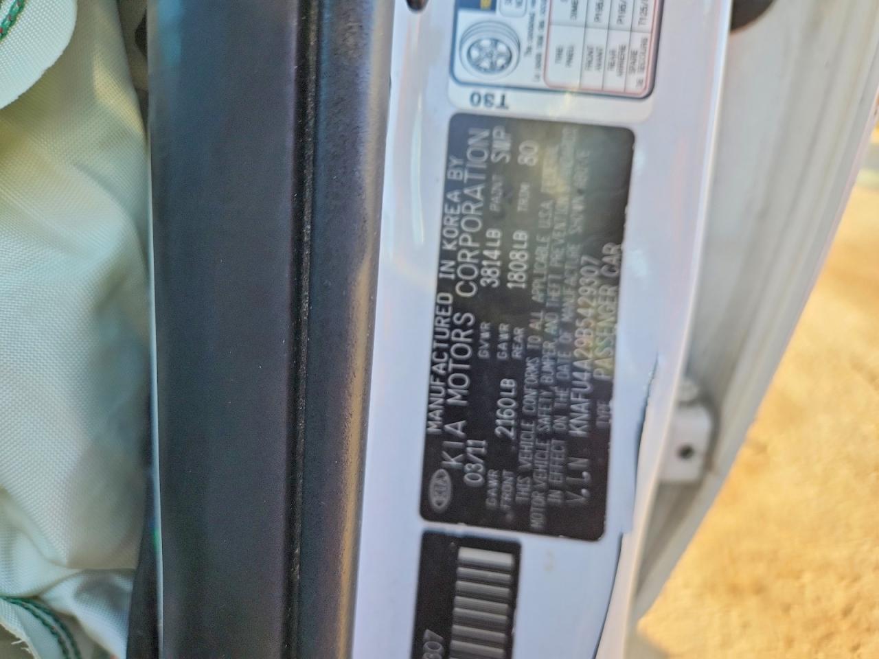 2011 KIA FORTE
