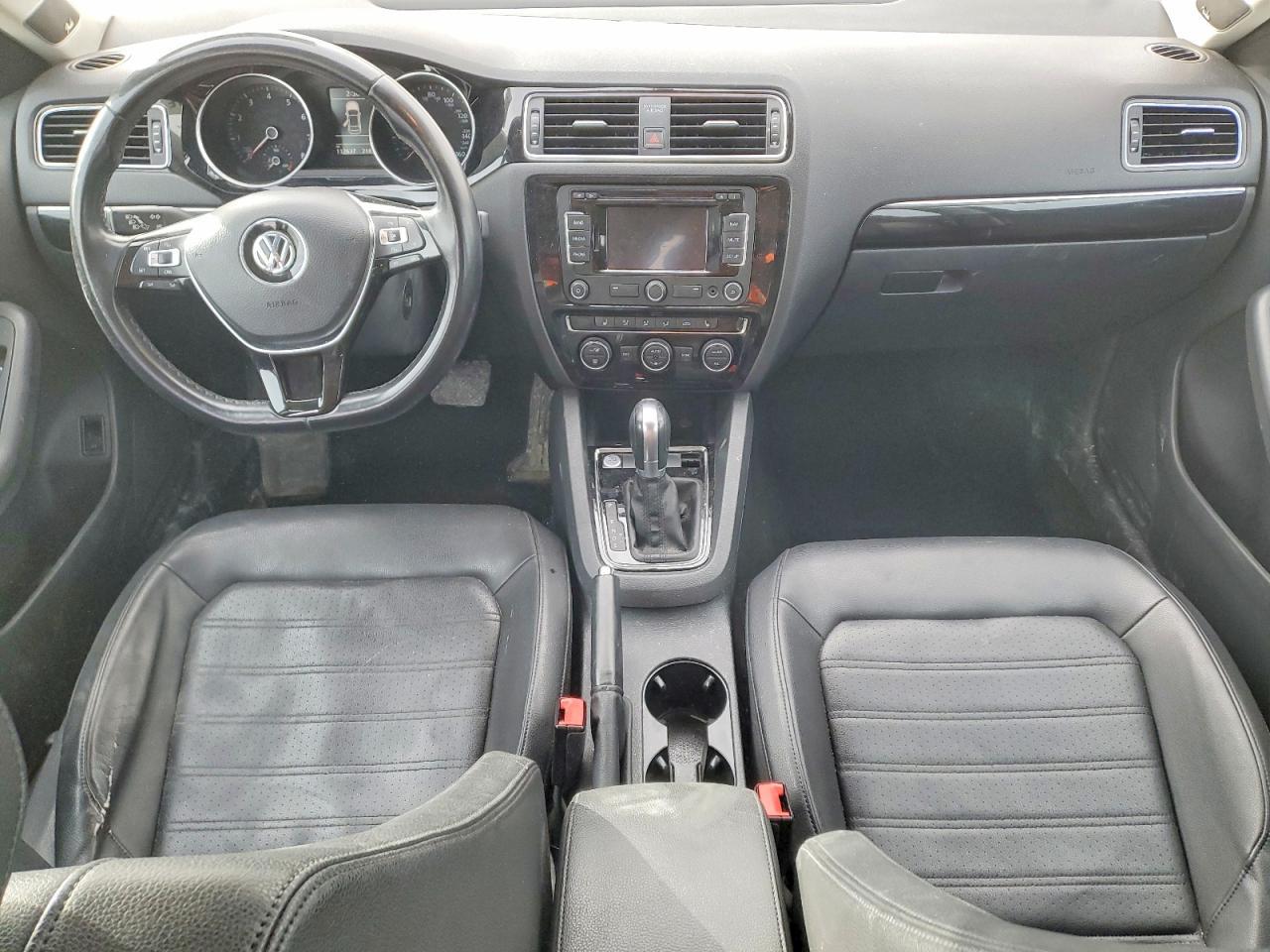 2015 VOLKSWAGEN JETTA