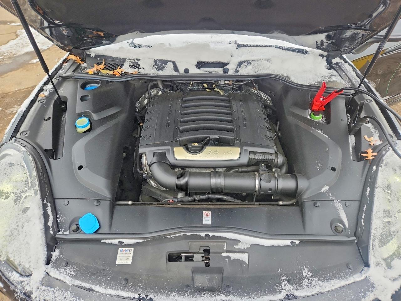 2018 PORSCHE CAYENNE
