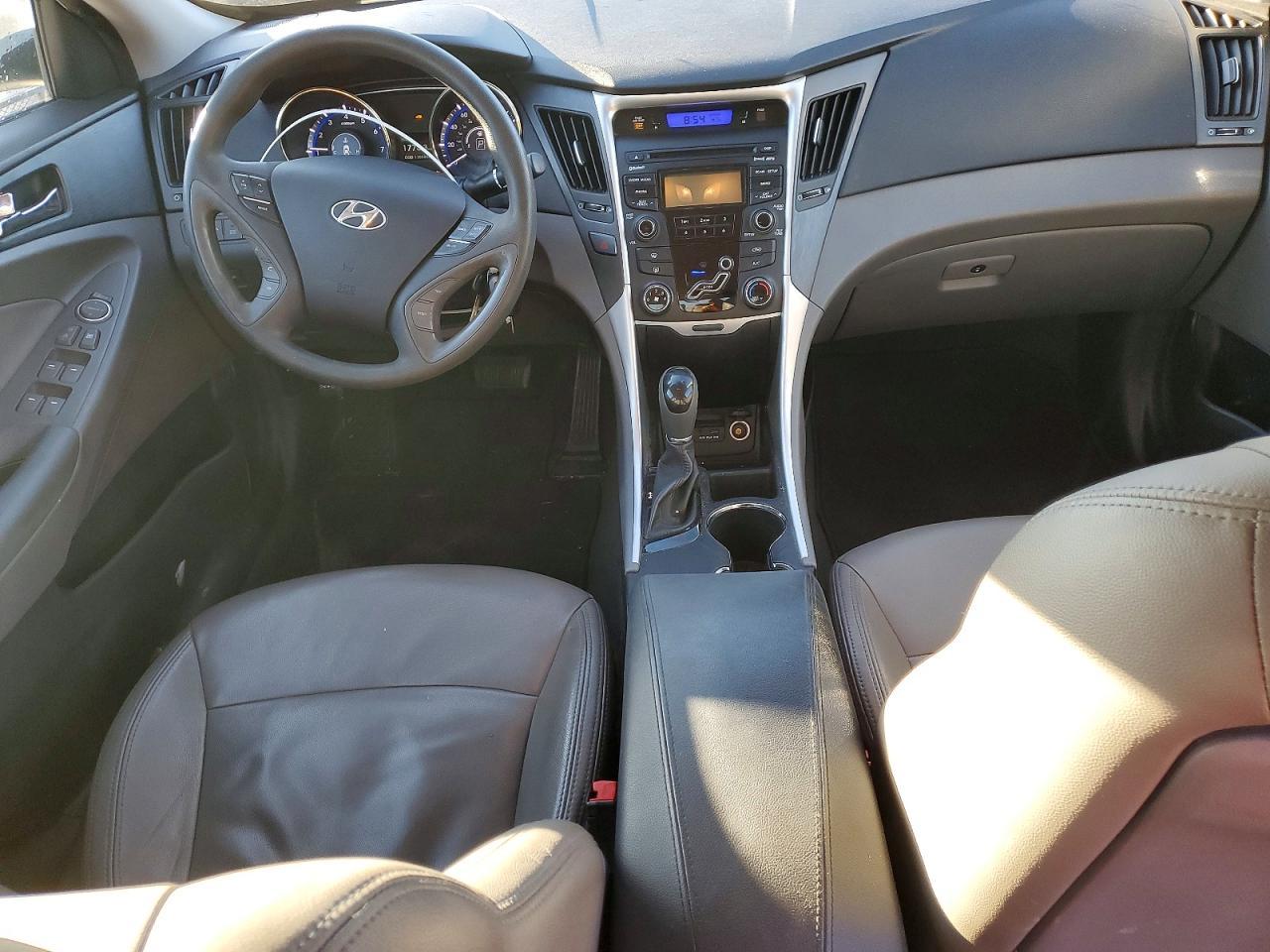 2012 HYUNDAI SONATA