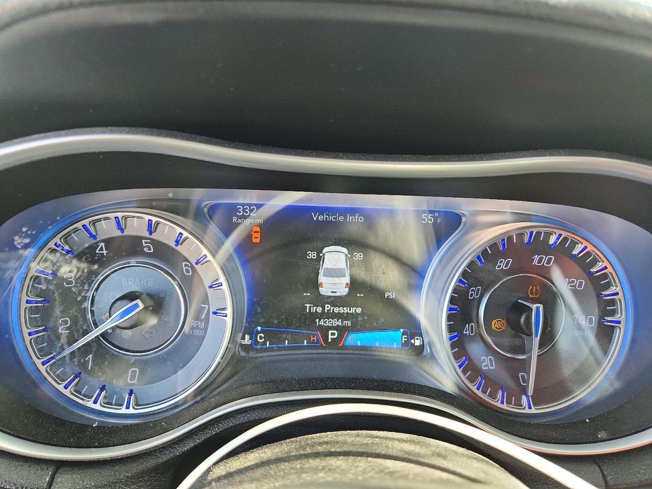 2018 CHRYSLER 300
