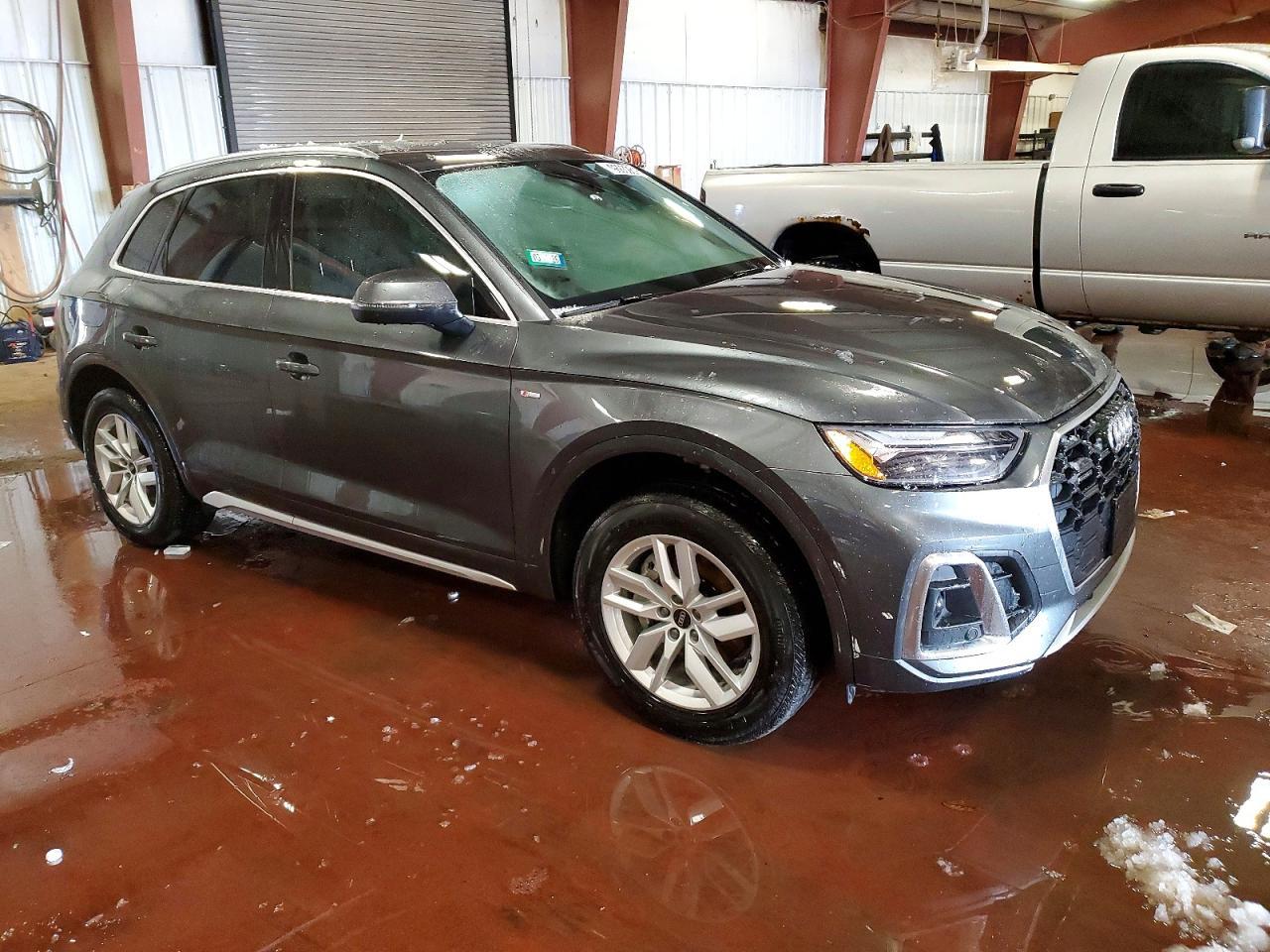 2022 AUDI Q5