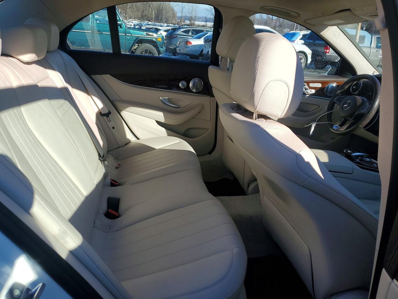 2017 MERCEDES-BENZ E-Class