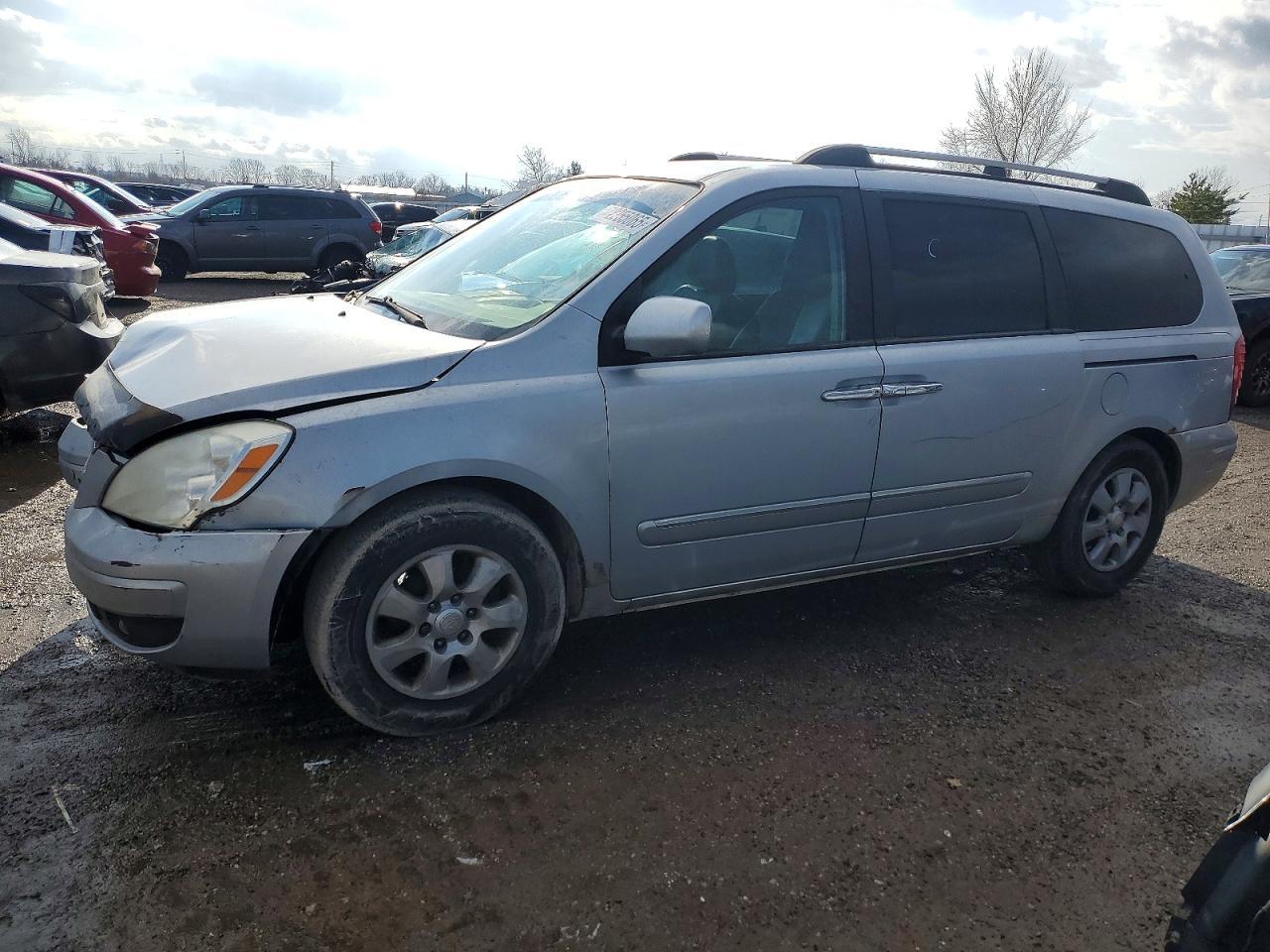 2008 HYUNDAI Entourage