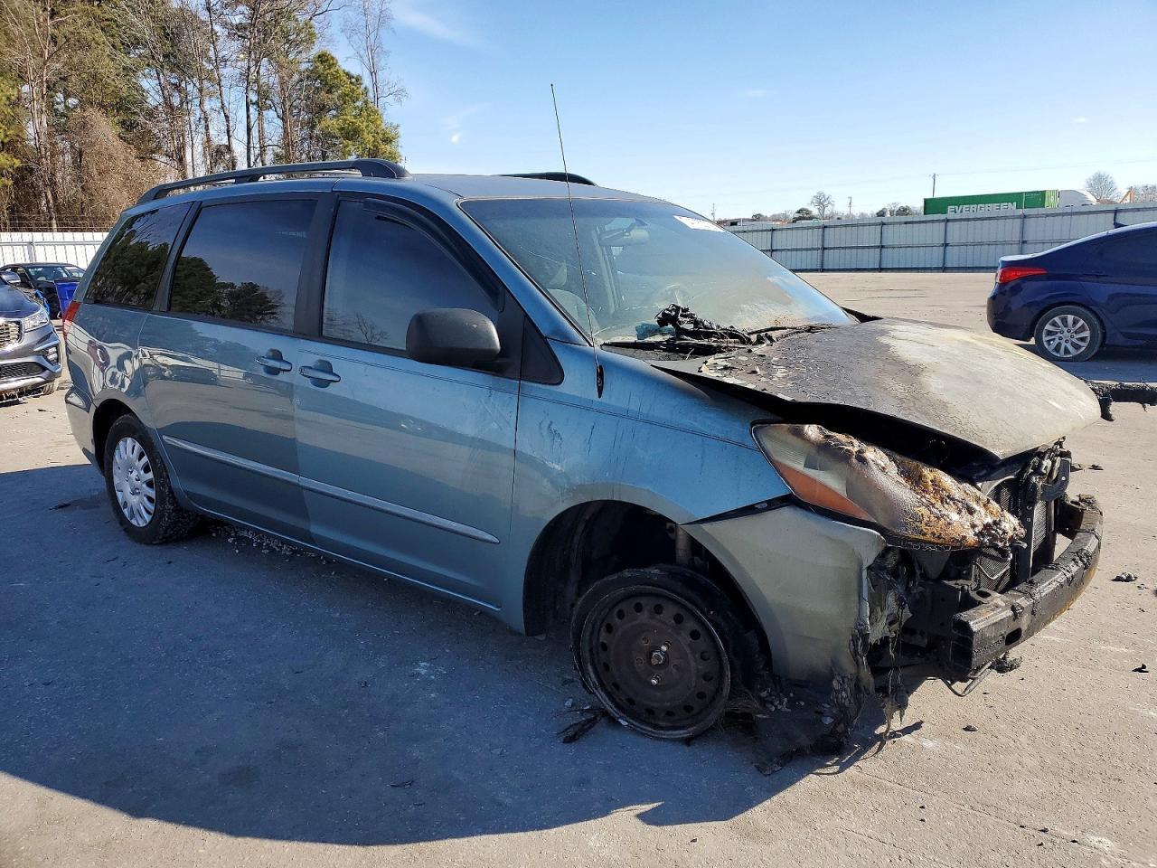 2006 TOYOTA SIENNA