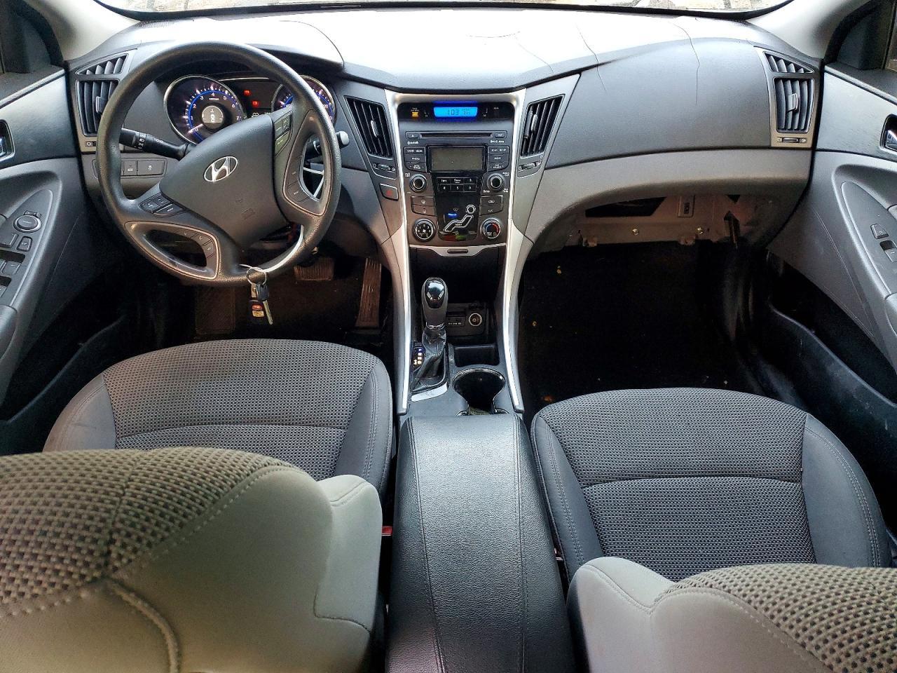 2012 HYUNDAI SONATA