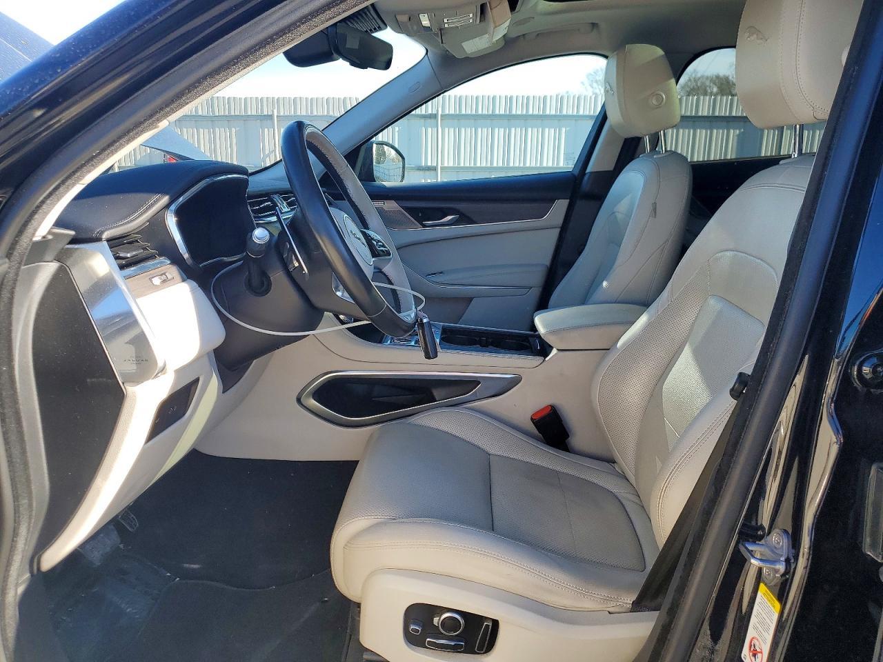 2021 JAGUAR F-Pace