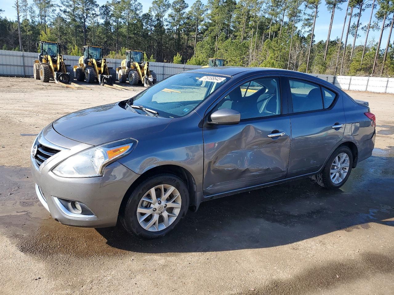 2018 NISSAN VERSA