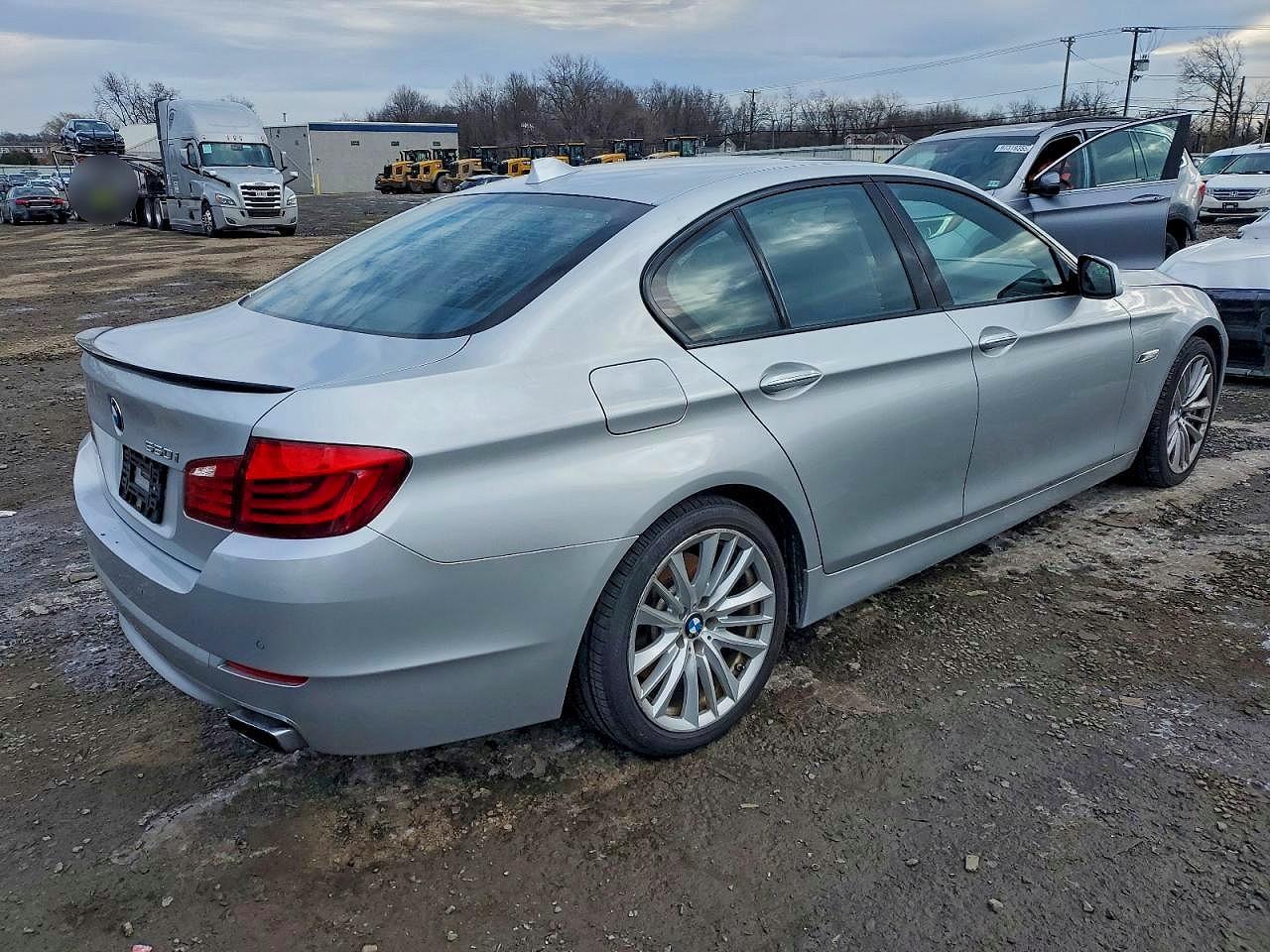 2012 BMW 5 series