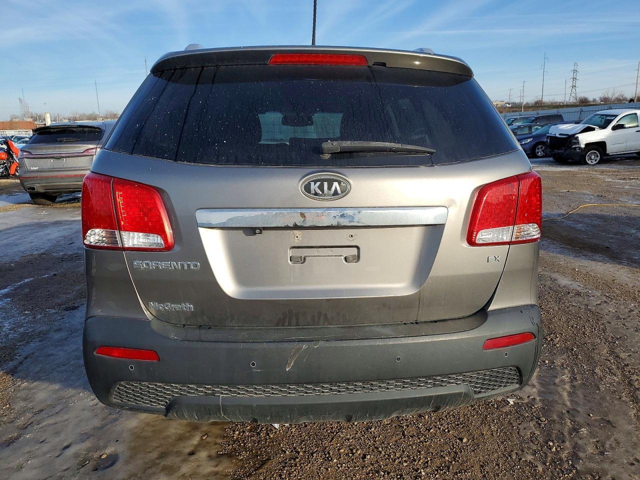 2011 KIA SORENTO