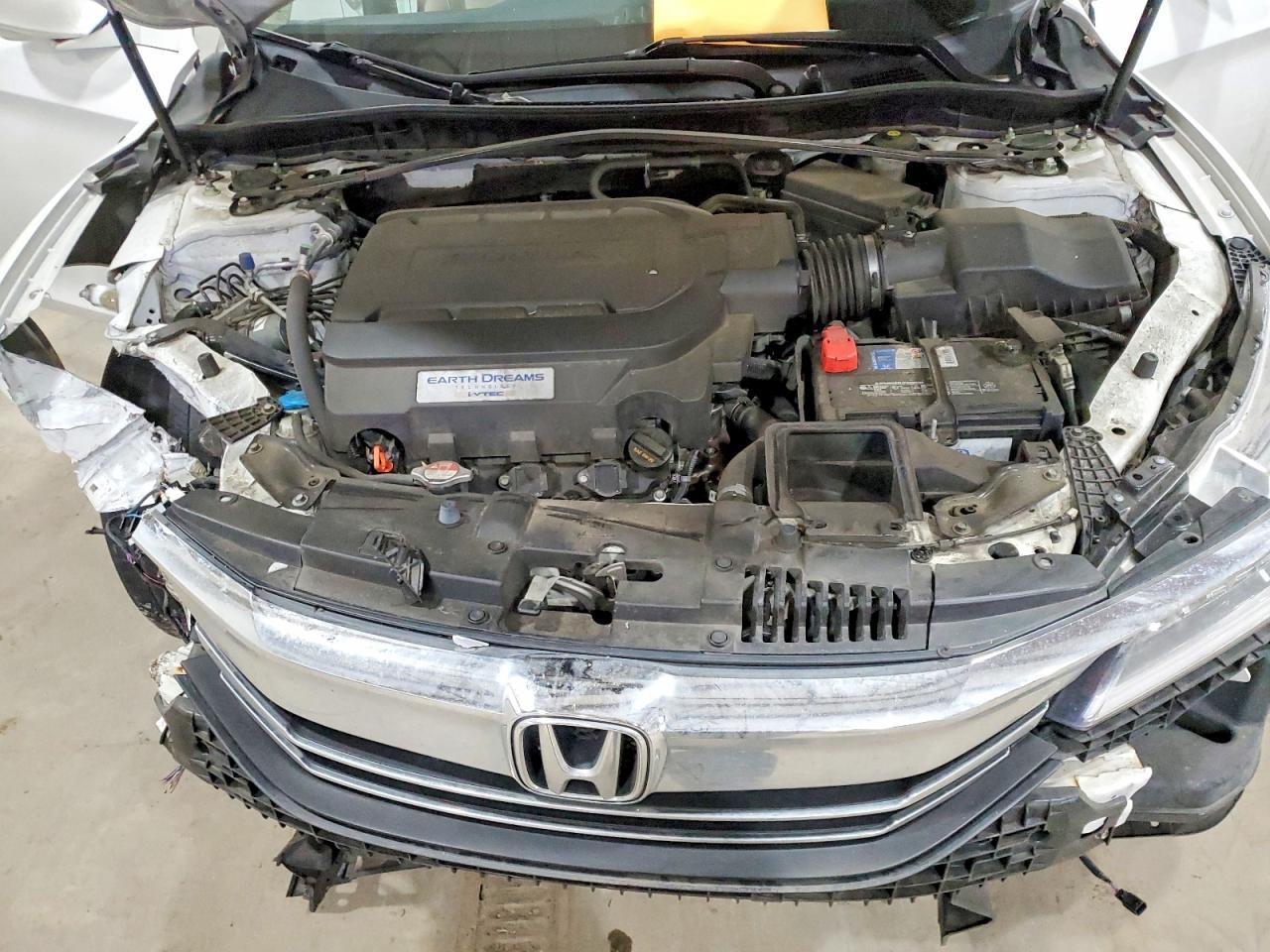 2017 HONDA ACCORD