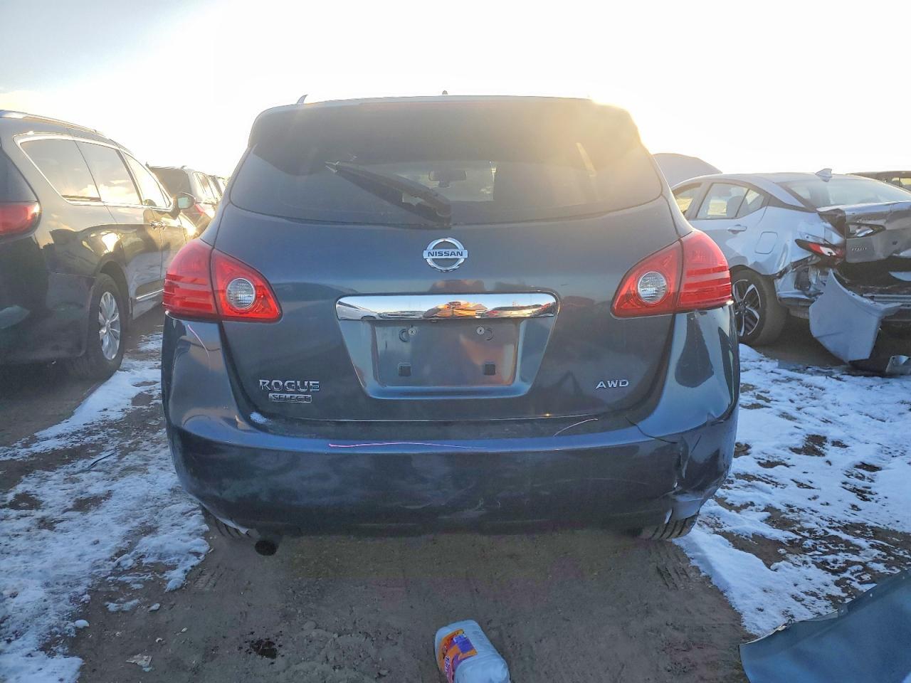 2015 NISSAN ROGUE
