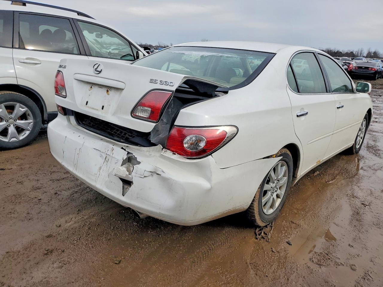 2004 LEXUS ES 330