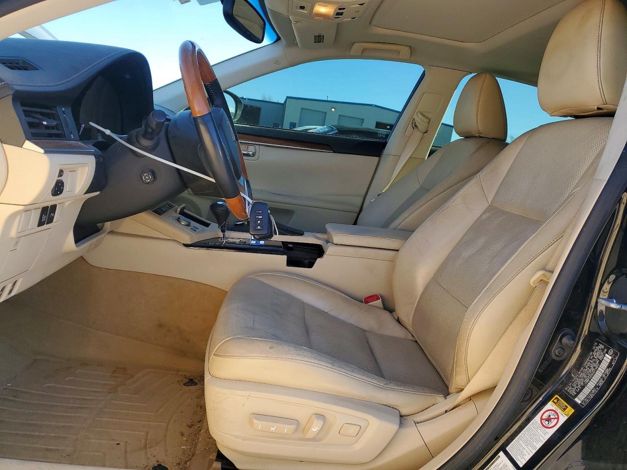 2013 LEXUS ES 300H