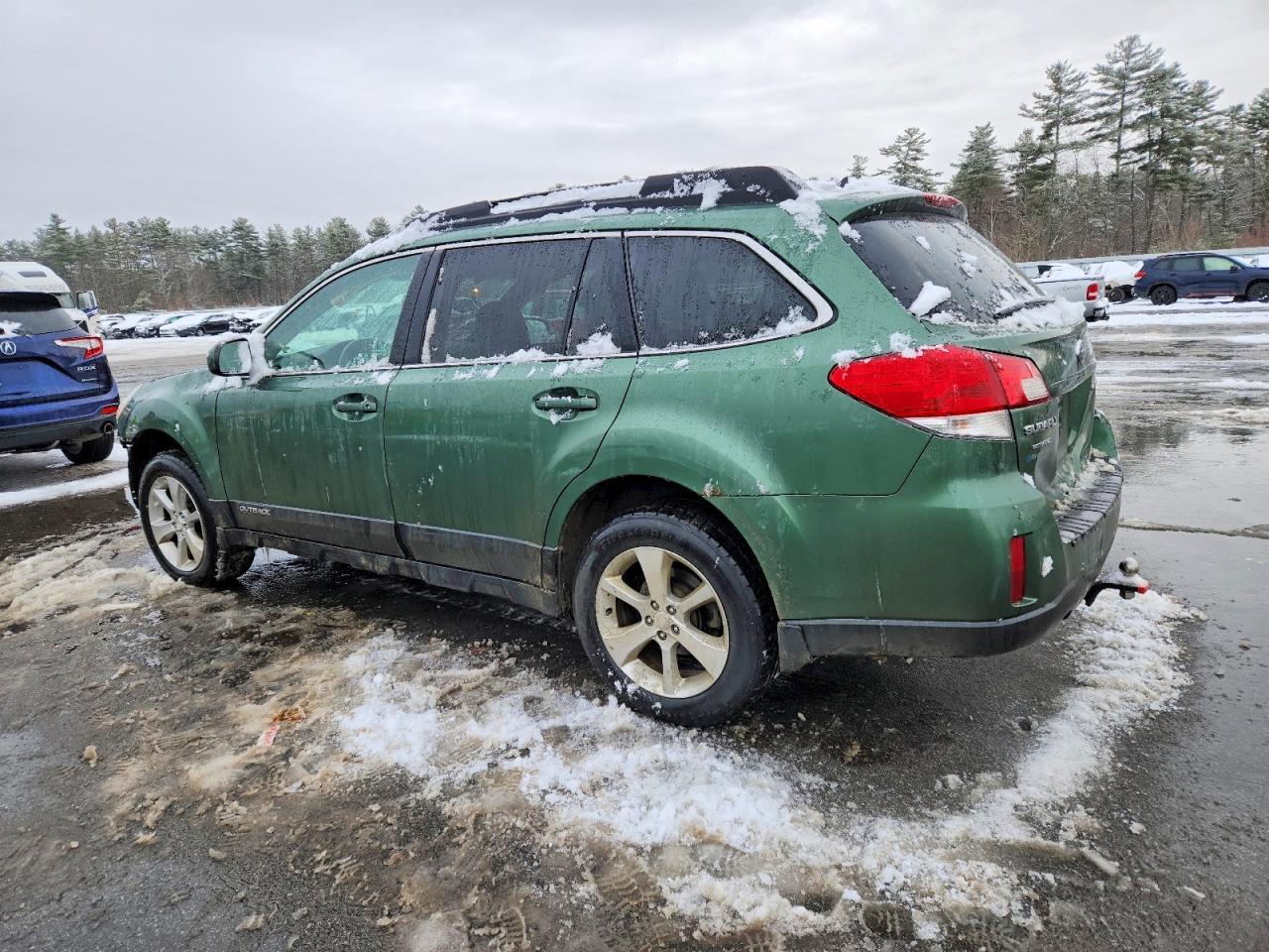 2014 SUBARU Outback