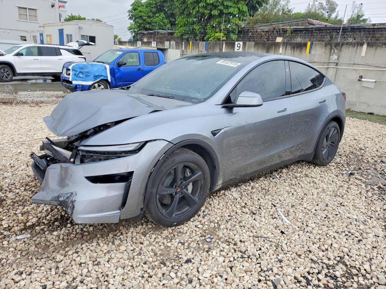 2026 TESLA MODEL Y