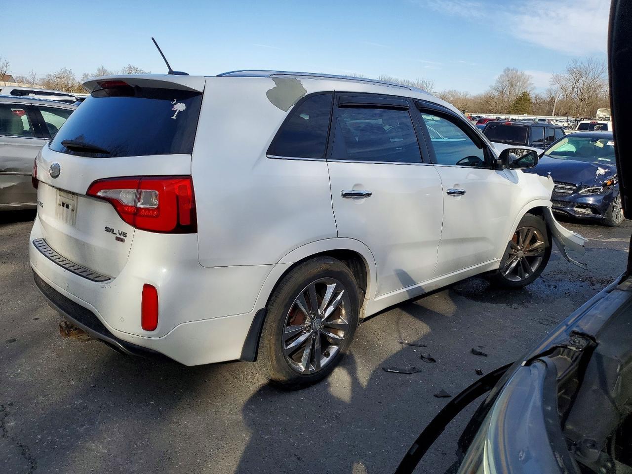 2014 KIA SORENTO
