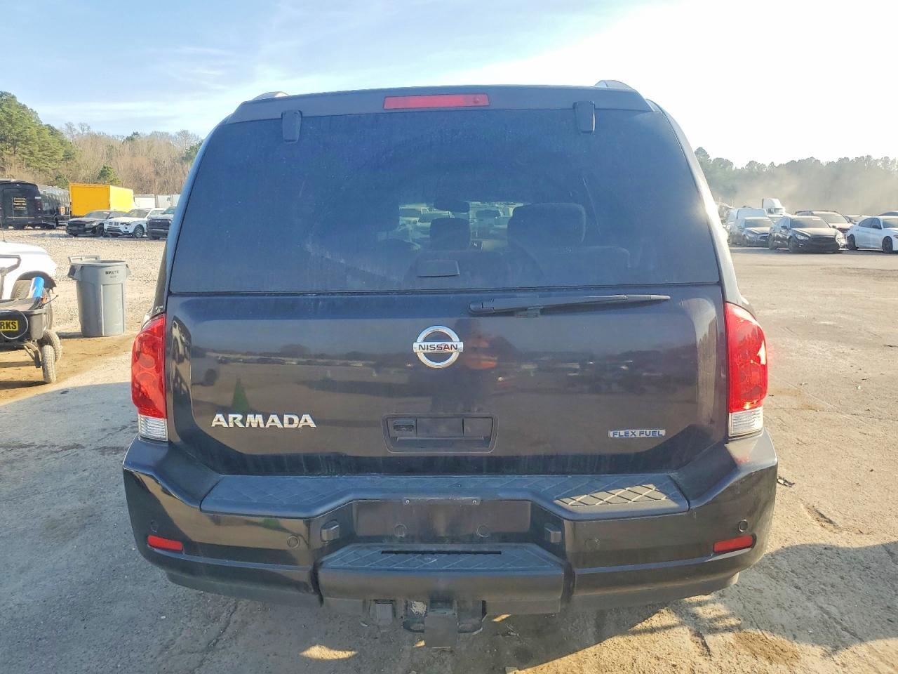 2015 NISSAN Armada
