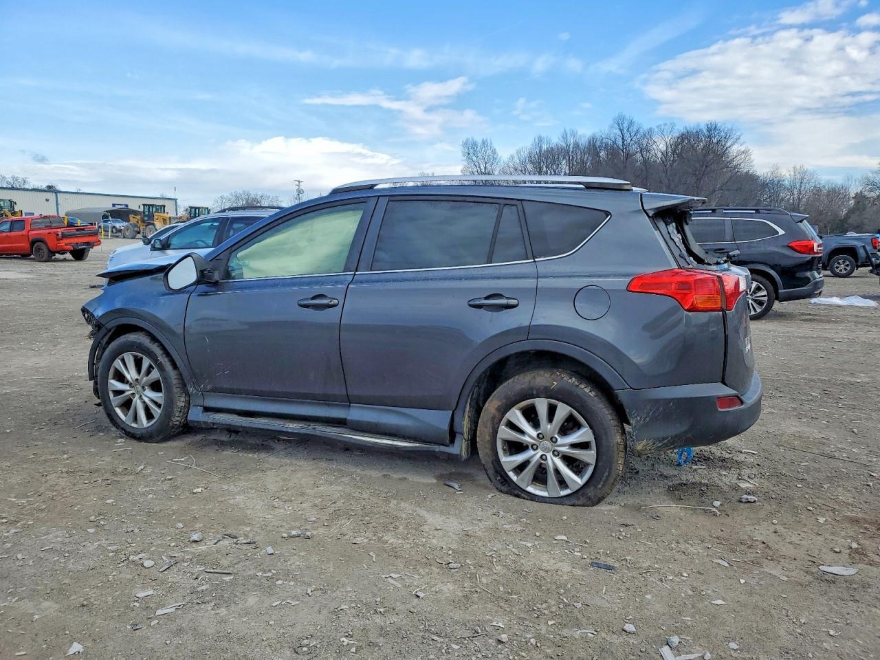 2013 TOYOTA RAV4
