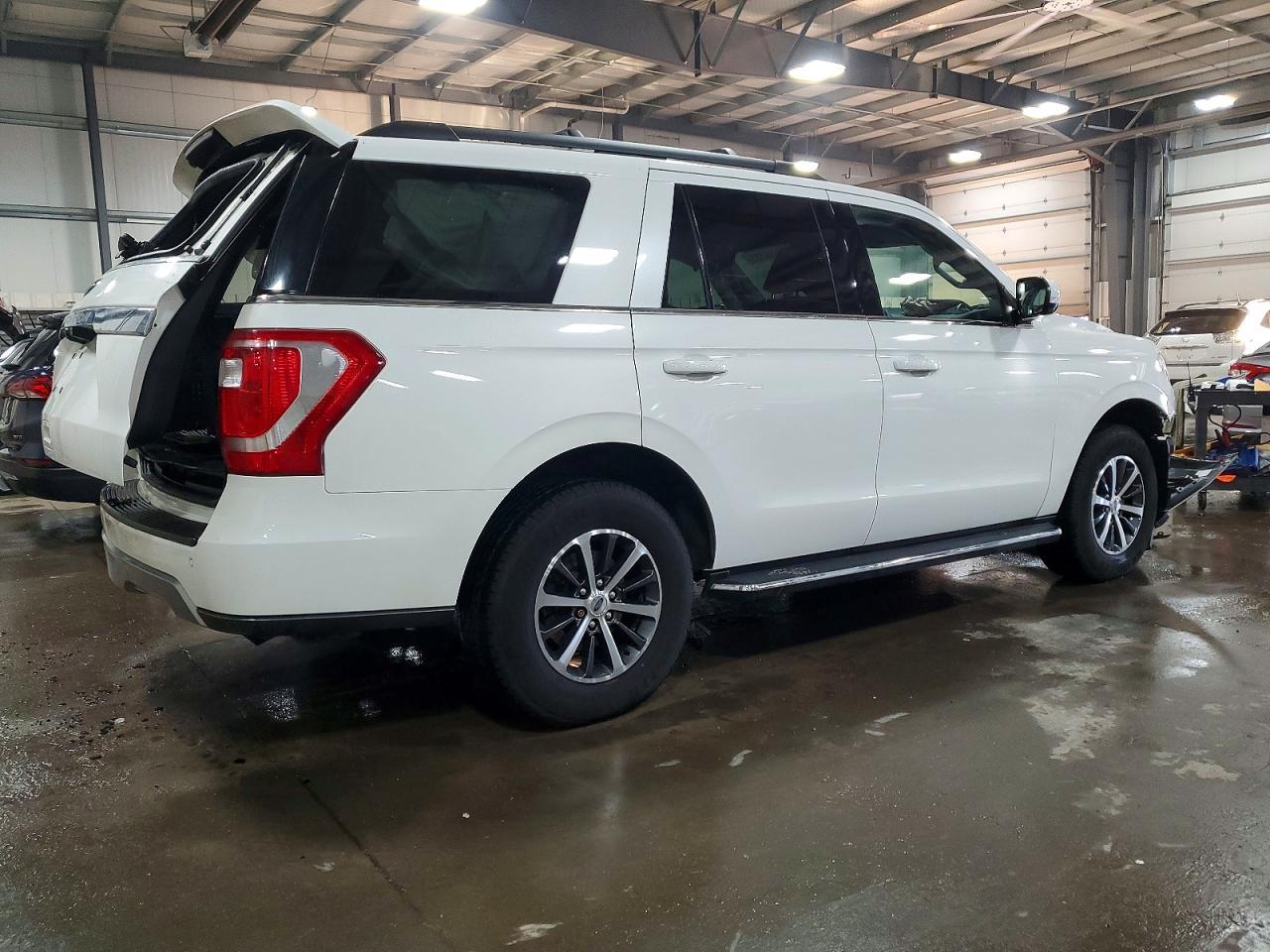 2021 FORD Expedition