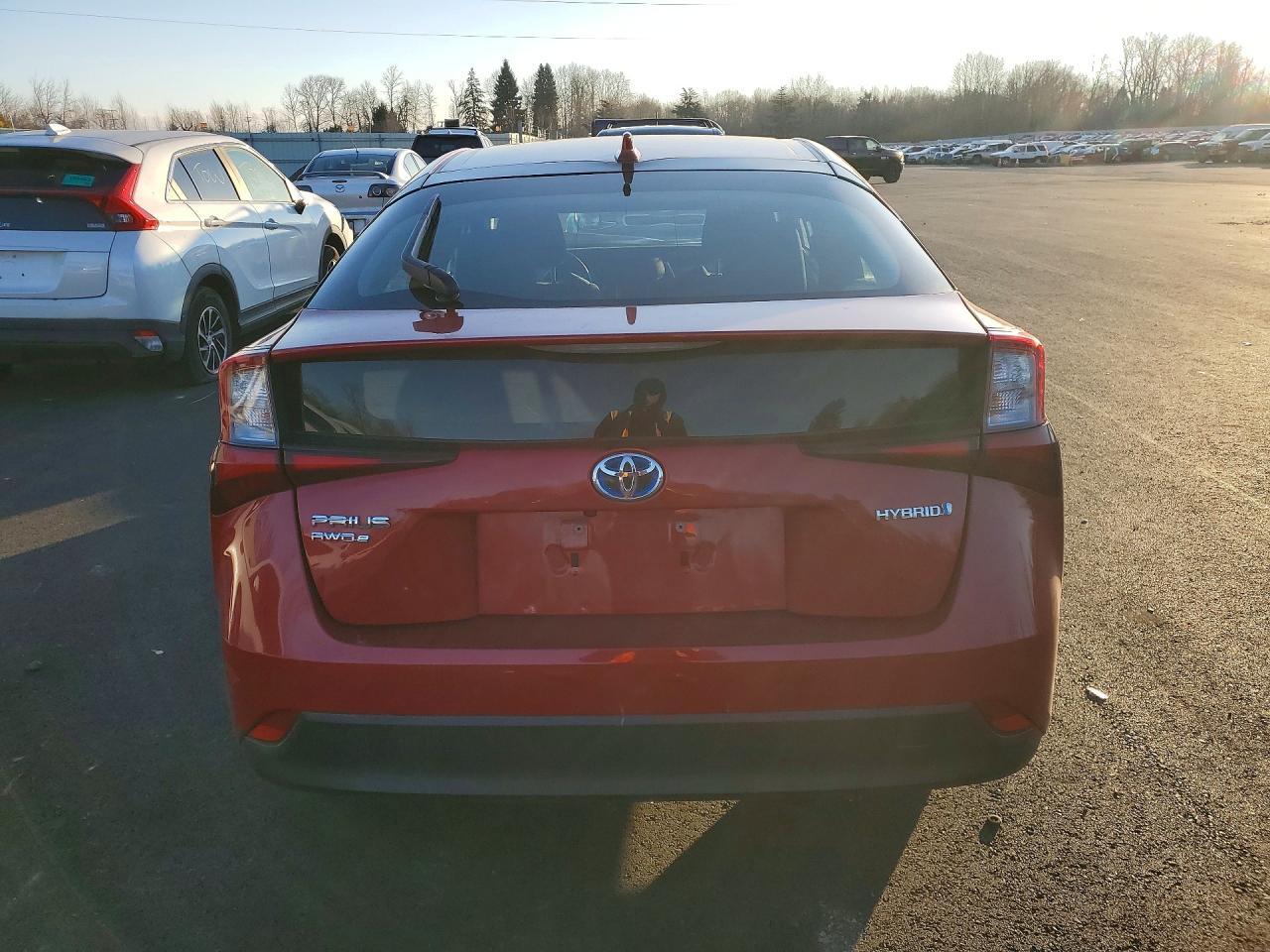 2022 TOYOTA PRIUS