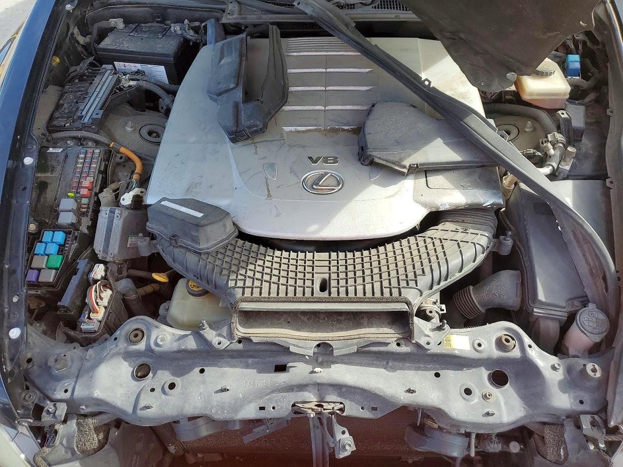 2011 LEXUS LS 460
