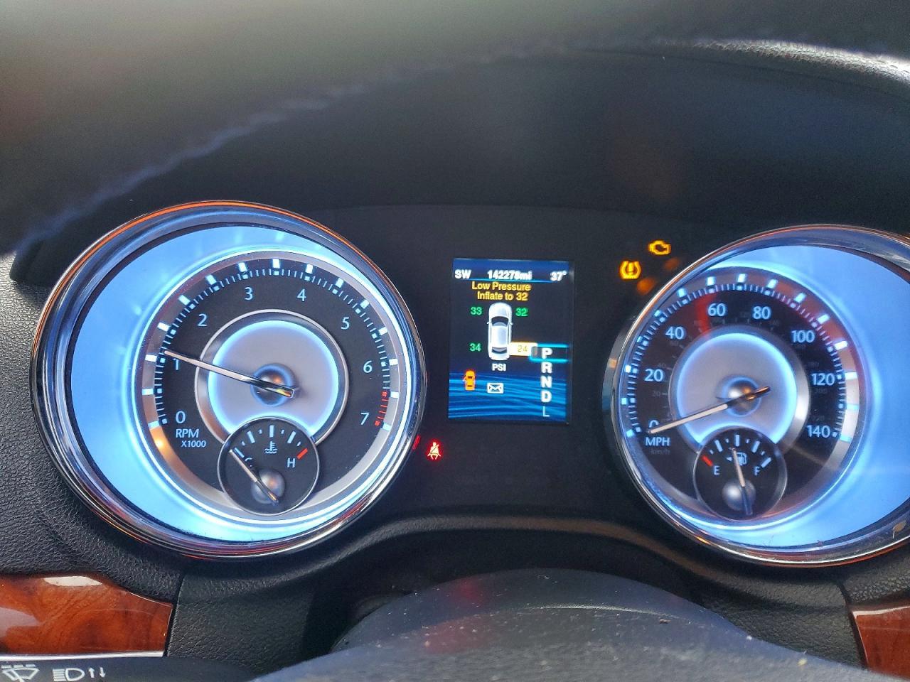 2014 CHRYSLER 300