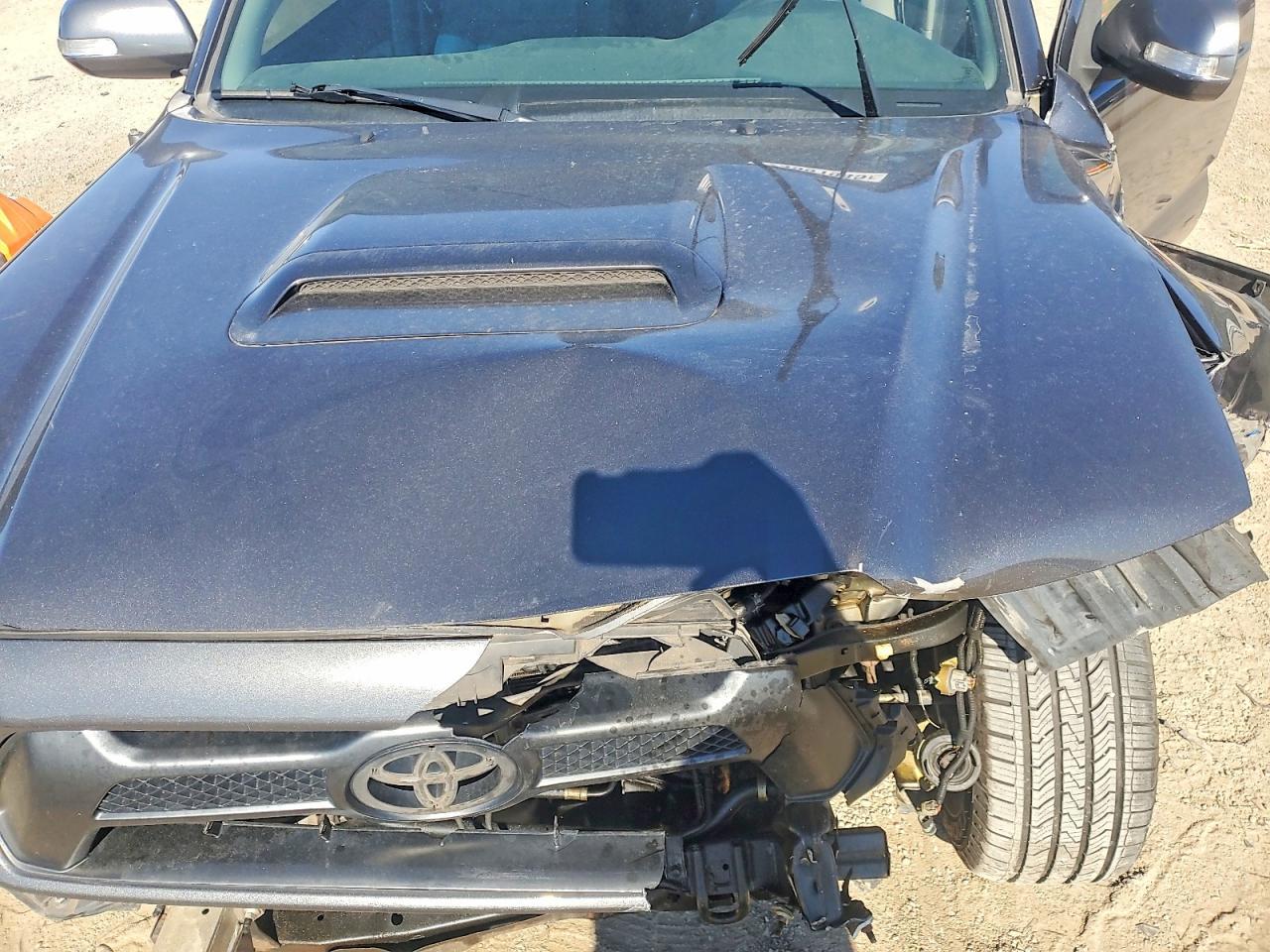 2012 TOYOTA TACOMA