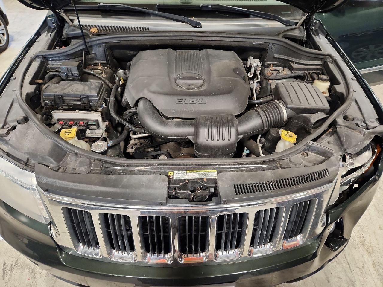 2011 JEEP Grand Cherokee