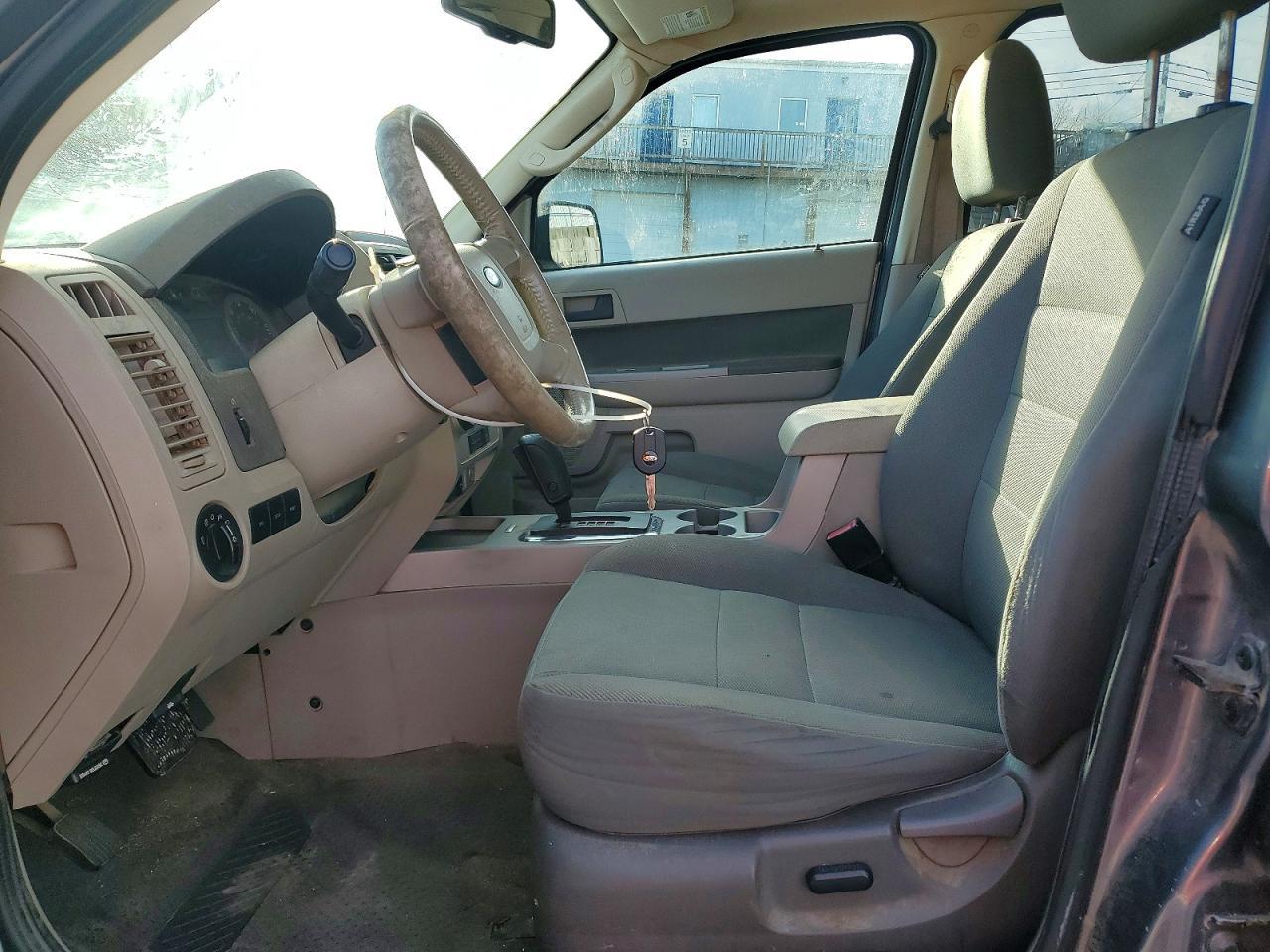 2009 FORD ESCAPE