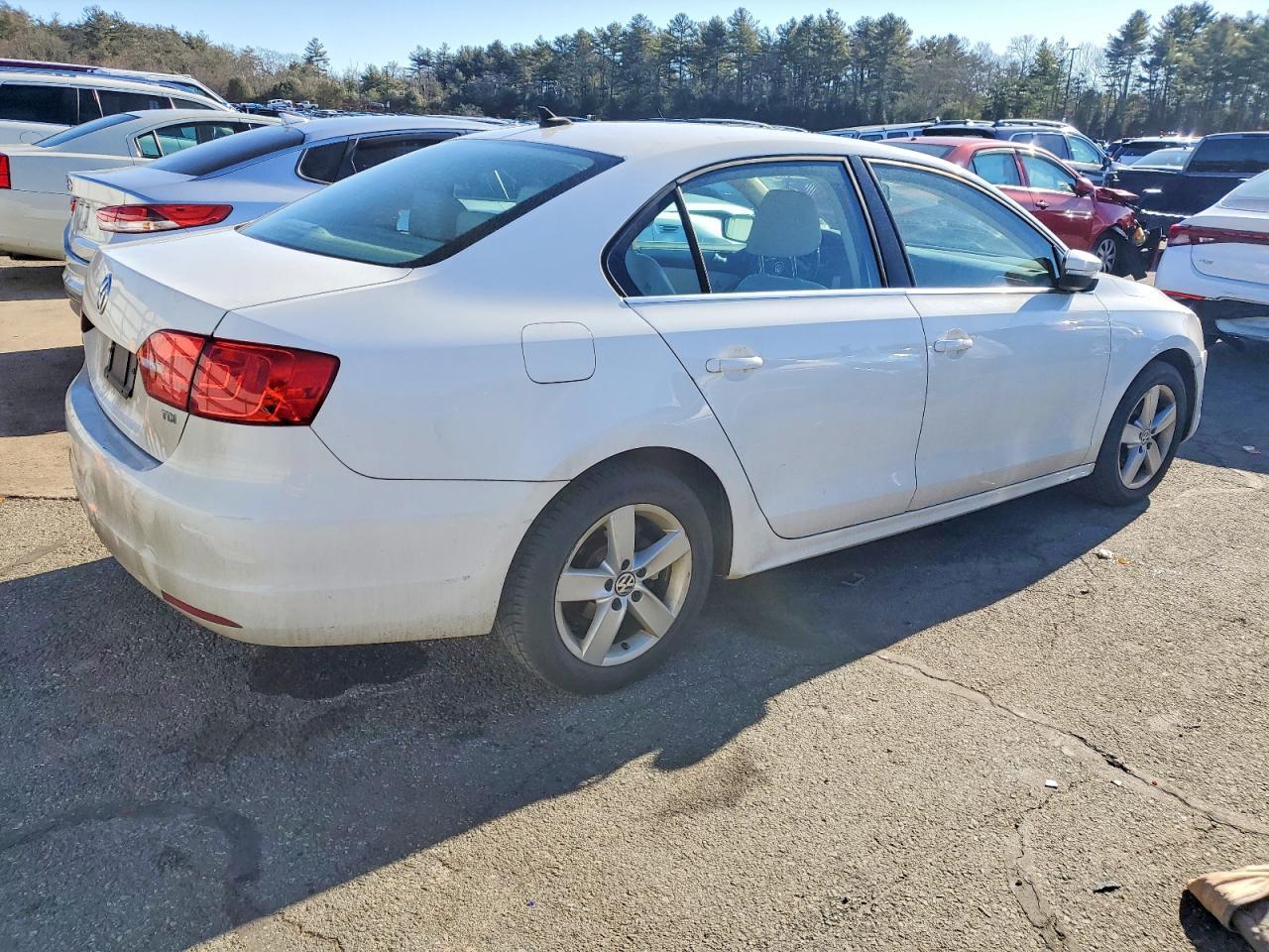 2014 VOLKSWAGEN JETTA