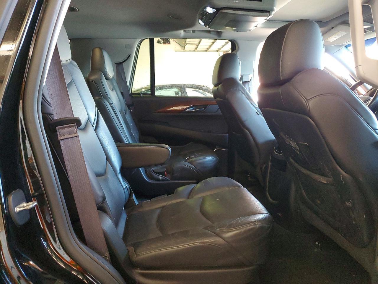 2016 CADILLAC ESCALADE