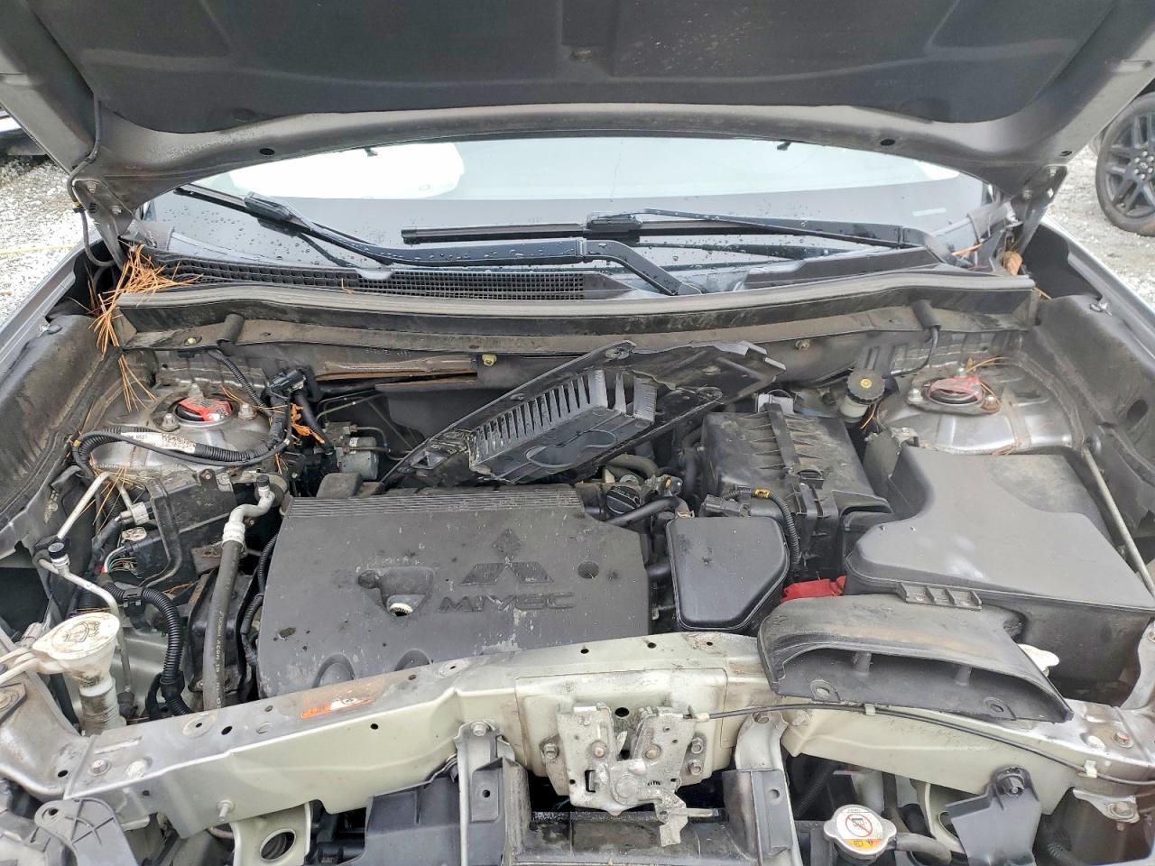 2019 MITSUBISHI outlander
