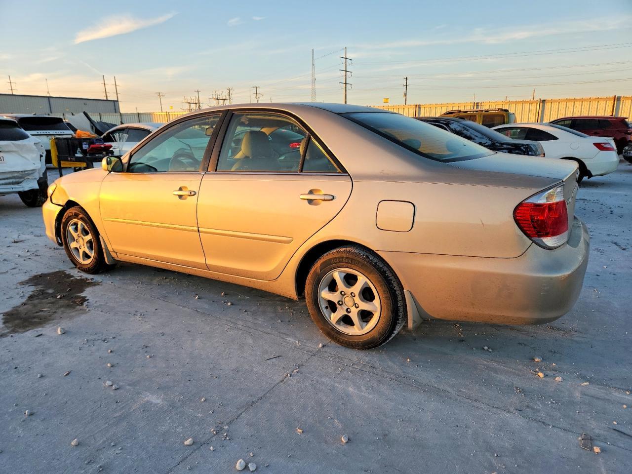 2005 TOYOTA CAMRY