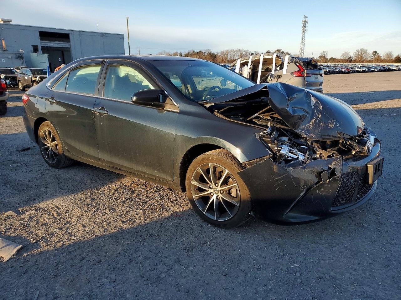 2017 TOYOTA CAMRY