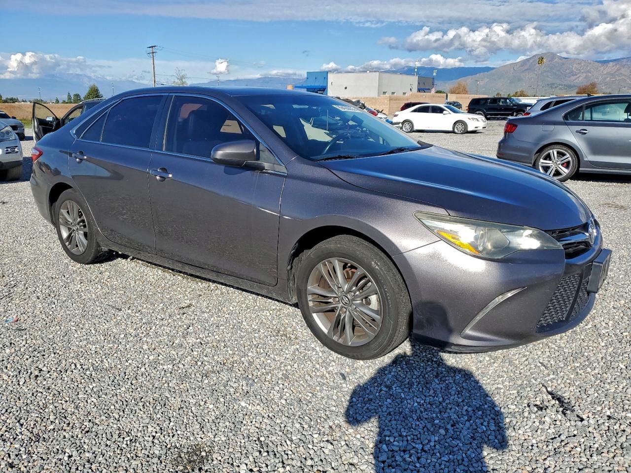 2017 TOYOTA CAMRY