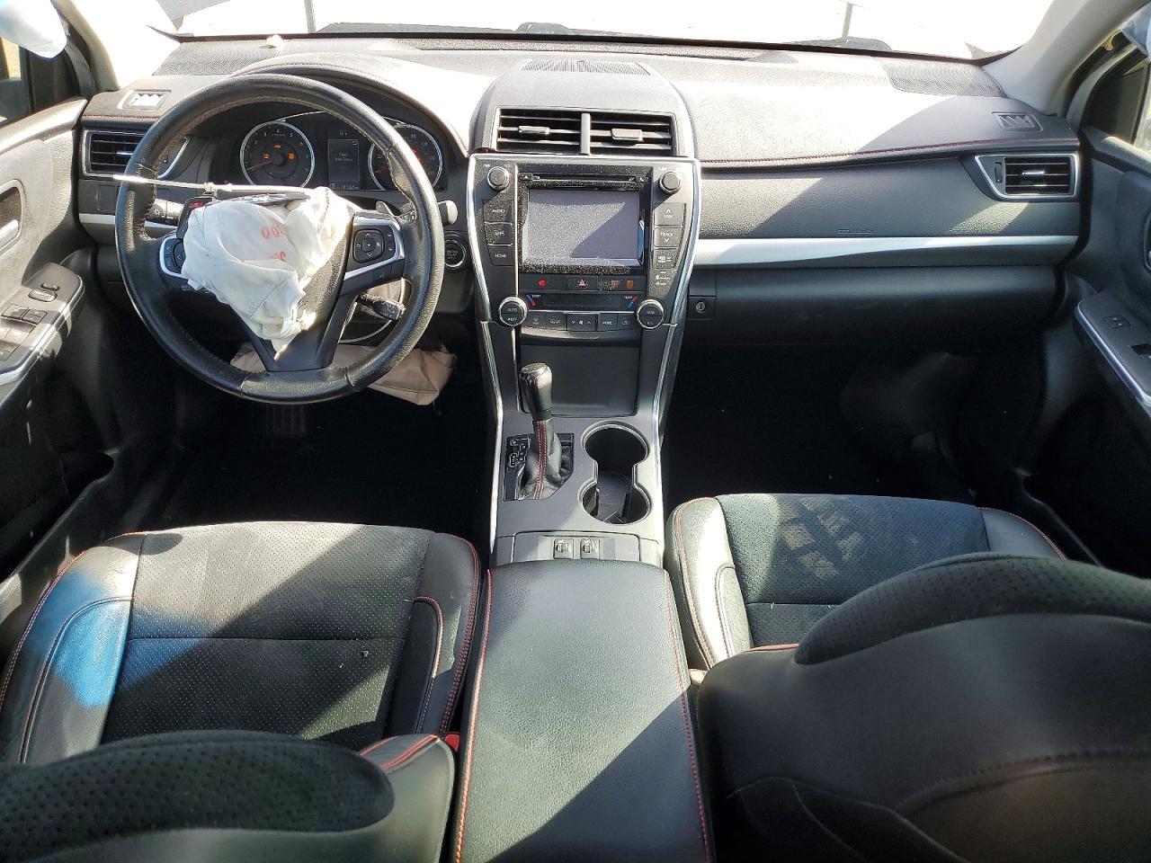 2015 TOYOTA CAMRY